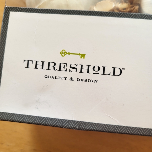 NEW Vase Filler, 15 Pieces In Color Cream By Threshold - Picture 2 of 8